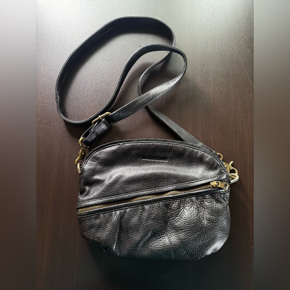 Wanderers Travel Co Beatrice Crossbody Black Leather
